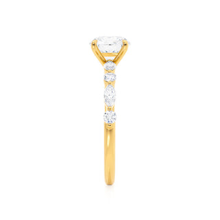 Brilliant 0.90ct oval solitaire moissanite ring close up of the setting