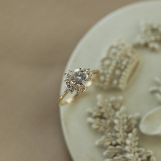 1.05ct Round Cut Cluster Diamond Moissanite Engagement Ring