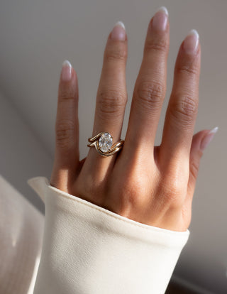 1.50CT-2.50CT Oval Moissanite Diamond Tension Style Engagement Ring With Matching Classic Band