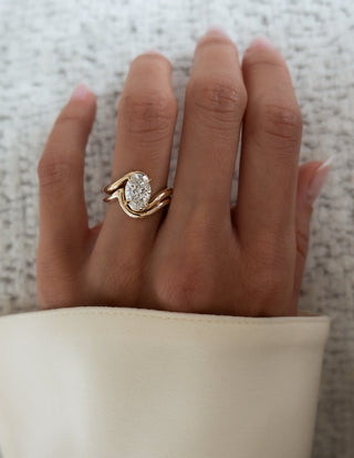 1.50CT-2.50CT Oval Moissanite Diamond Tension Style Engagement Ring With Matching Classic Band
