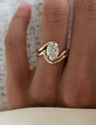 1.50CT-2.50CT Oval Moissanite Diamond Tension Style Engagement Ring With Matching Classic Band