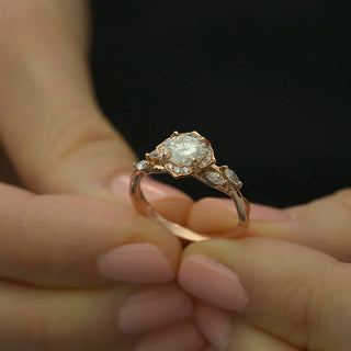 1.0CT Round Cut Cluster Halo Diamond Moissanite Engagement Ring