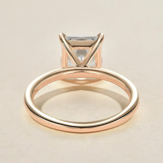 princess-cut-solitaire-moissanite-engagement-ring-2