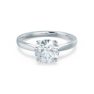 Gorgeous 1.20ct round solitaire moissanite ring close up of the setting