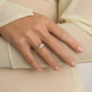 1.90ct Pear East West Diamond Unique Band Engagement Ring