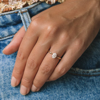 0.85ct Oval Cut Solitaire Moissanite Diamond Engagement Ring