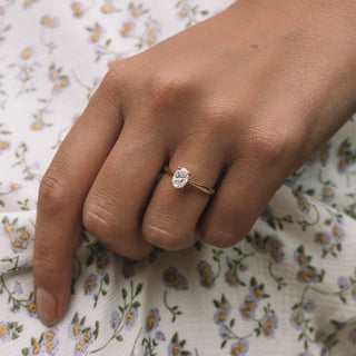 0.85ct Oval Cut Solitaire Moissanite Diamond Engagement Ring