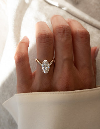 2.0CT-3.0CT Oval Moissanite Diamond Unique Engagement Couple Ring Design With Matching Diamond Band