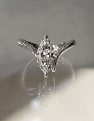 1.50CT-2.50CT Marquise Moissanite Unique Diamond Rings Engagement With Matching Band