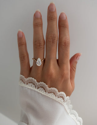 2.0CT-3.0CT Pear Moissanite Diamond Unique Engagement Couple Ring Design With Matching Diamond Band