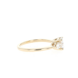 1.05CT Round Moissanite Diamond Three Stone Engagement Ring
