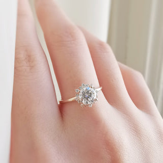 0-80-ct-round-shaped-cluster-halo-engagement-ring