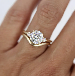 1.80CT Round Cut Three Stone Moissanite Engagement Ring