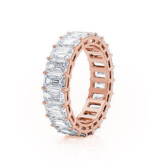 Dazzling 6.0ct emerald full eternity moissanite wedding band close up of the setting