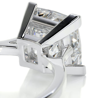 1.0 CT Princess Solitaire Halo Moissanite Engagement Ring detail view