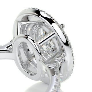Dazzling 1.0ct oval halo moissanite ring detail view of the band