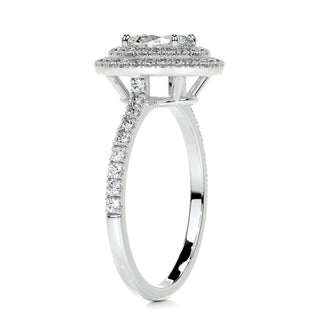 Sparkling 1.0ct oval halo moissanite ring sparkle close up