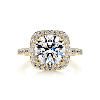 Chic 2.0ct cushion halo moissanite ring macro detail of the stones