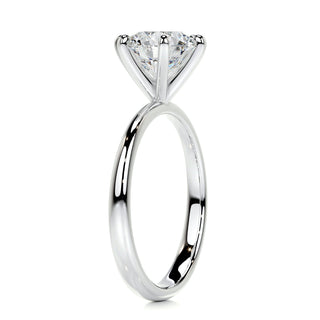 Classic 2.0ct round solitaire moissanite ring detail view of the band