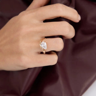 2.0ct Pear Diamond Sweeping Wave Band Unique Engagement Ring