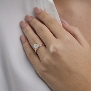 Brilliant 1.0ct emerald solitaire moissanite ring overhead view