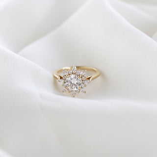 Shimmering 1.05ct round cluster moissanite ring top view