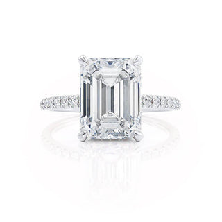 Modern 1.75ct emerald hidden halo moissanite ring close up of the setting