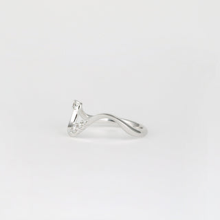 1.25ct Oval Cut Curved Unique Diamond Moissanite Engagement Ring And Matching Band