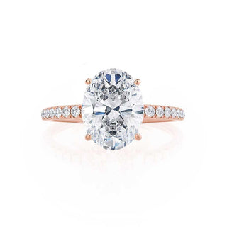 Bold 0.90ct oval solitaire moissanite ring close up of the setting