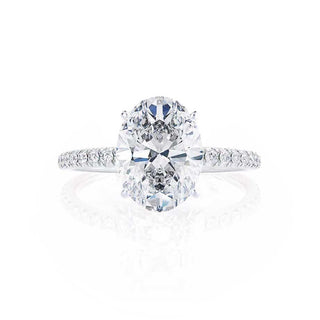 Vintage 0.90ct oval solitaire moissanite ring top view