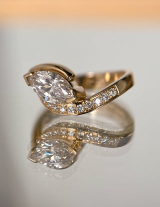 0.50CT-1.50CT Marquise Cut Moissanite Pave Engagement Ring With Matching Curved Band