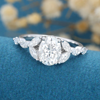 1.33 CT Oval Cluster Solitaire Moissanite Engagement Ring top view