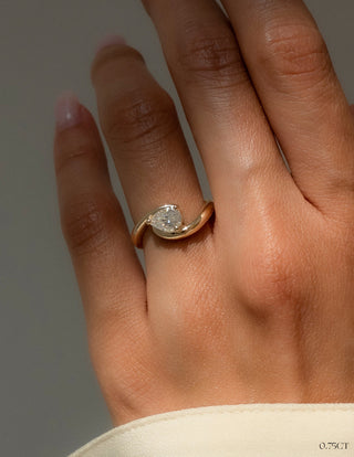 1.0CT-2.0CT Pear East West Moissanite Diamond Tension Style Engagement Ring With Matching Classic Band