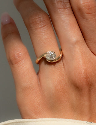 1.0CT-2.0CT Pear East West Moissanite Diamond Tension Style Engagement Ring With Matching Classic Band