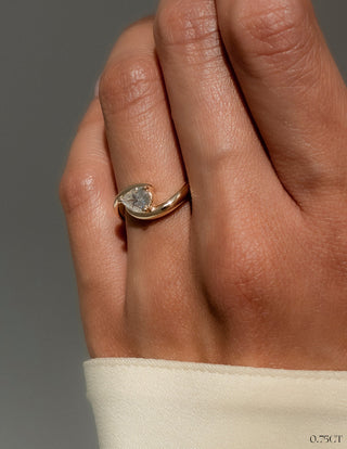 1.0CT-2.0CT Pear East West Moissanite Diamond Tension Style Engagement Ring With Matching Classic Band
