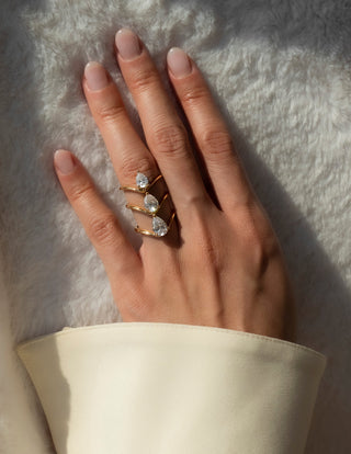 1.0CT-2.0CT Pear Cut Unique Diamond Rings Design Engagement With Matching Diamond Band