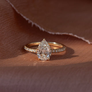 Engagement ring, Diamond engagement ring, Gold engagement ring, White gold engagement ring, Yellow gold engagement ring, Rose gold engagement ring, engagement ring, Antique engagement ring, Modern engagement ring, Classic engagement ring, pave ring, diamond pave ring, cathedral pave ringpave ring diamond, pave ring design, pave ring engagement, pave engagement ring setting