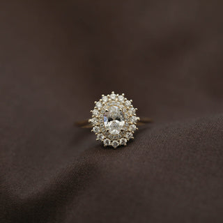 Stunning 0.75ct oval halo moissanite ring close up of the setting