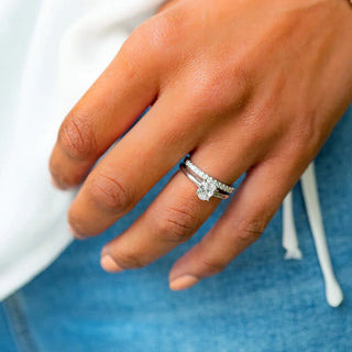 Brilliant 1.33ct oval solitaire moissanite ring front view