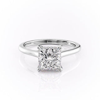 2.08 CT Princess Cut Solitaire Moissanite Engagement Ring sparkle view