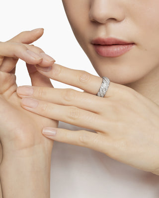 1.06 TCW Unique Round Cable Moissanite Diamond Wedding Band