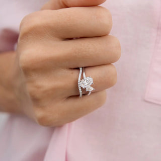 0.90ct Oval & 0.20ct Pear Cut Diamond Toi Et Moi Unique Engagement Ring