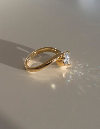0.50CT-1.50CT Round Moissanite Tension Style Unique Diamond Rings Classy With Matching Classic Band