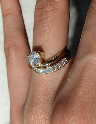 0.50CT-1.50CT Round Moissanite Diamond By Pass Engagement Dream Ring With Matching Band