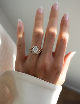 1.50CT-2.50CT Oval Moissanite Diamond Unique Tension Style Engagement Ring With Matching Band