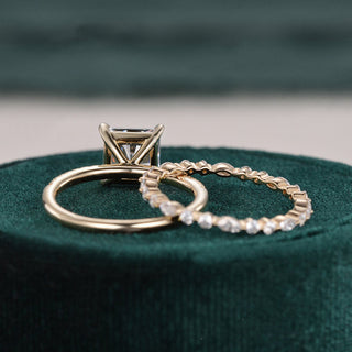 princess-cut-solitaire-moissanite-bridal-ring-set