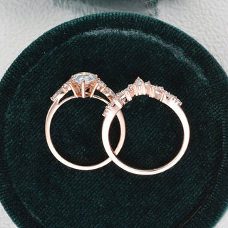 1.50 CT Pear Brilliant Cluster Halo Moissanite Bridal Set band view