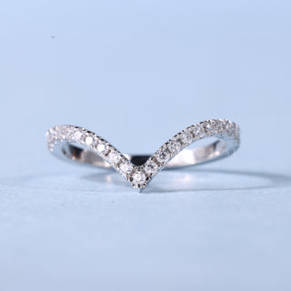Round Moissanite Diamond Classic Curved Wedding Bands For Women