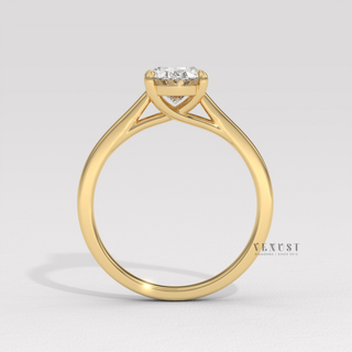 Moissanite rings oval cut with cathedral style