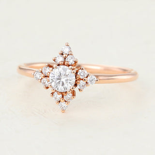 0.22 CT Round Brilliant Cluster Moissanite Engagement Ring close up